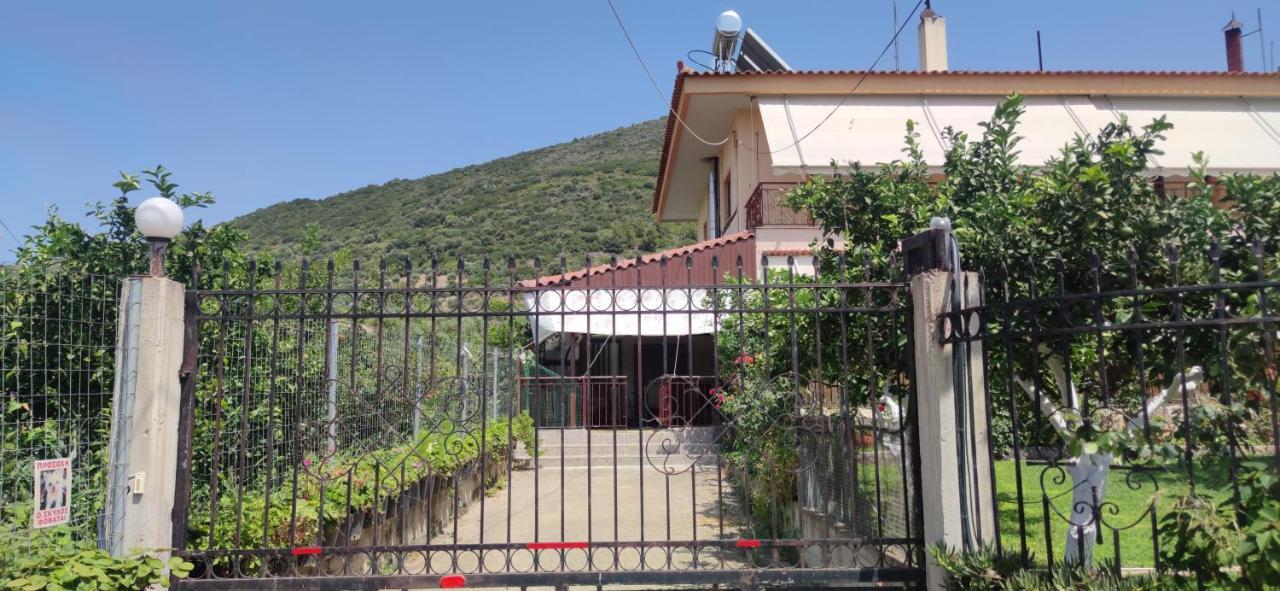 Rontaki Farm Apartment Kyparissia Ngoại thất bức ảnh